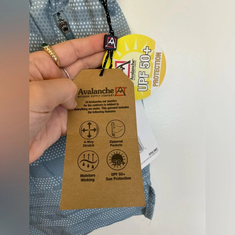 NWT Avalanche||5-Inch Woven Walking Hiking Short With Zipper Pockets, Womens Sm - Picture 7 of 10